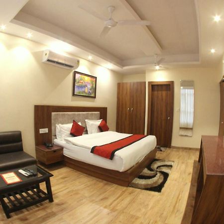 The Royal Bhumesh Hotel Katra  Ngoại thất bức ảnh